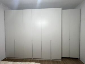 Dollap Rrobash Minimalist