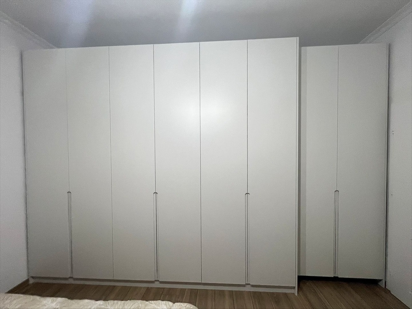 Dollap Rrobash Minimalist