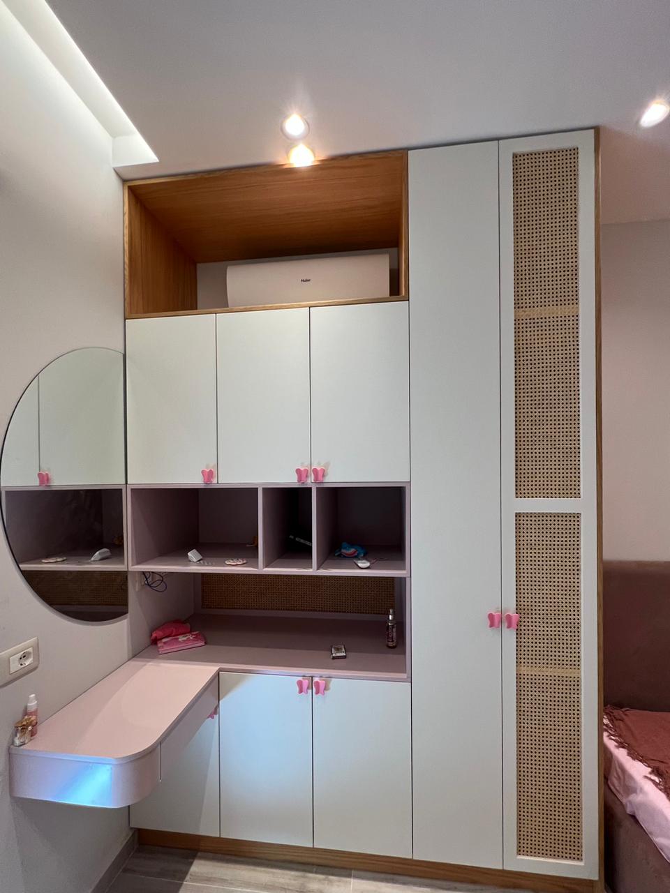 Garderobë Pastel Ratani